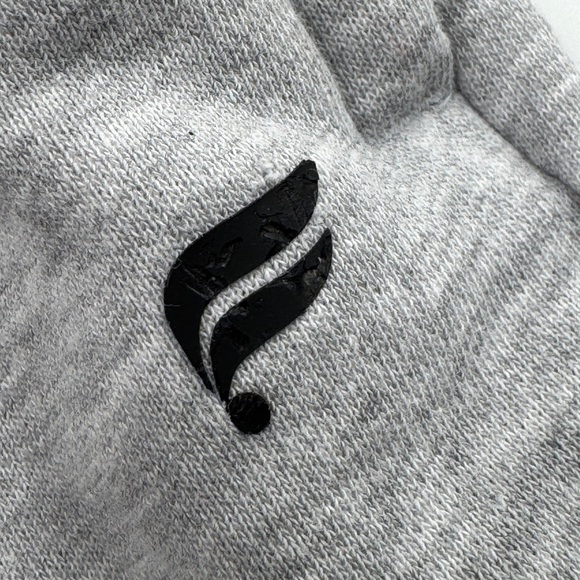 Fabletics Men's Heather Gray Sweat Shorts Size M Stretch Pockets Casual - Picture 4 of 9